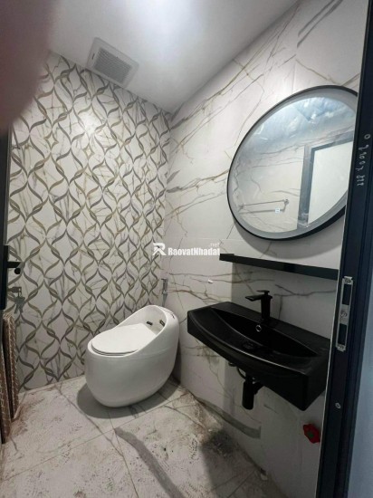 Tôi cho thuê Nhà căn góc, mới,vỉa hè, 116m2- 4T, Trần Nhân Tông_46 Tr
